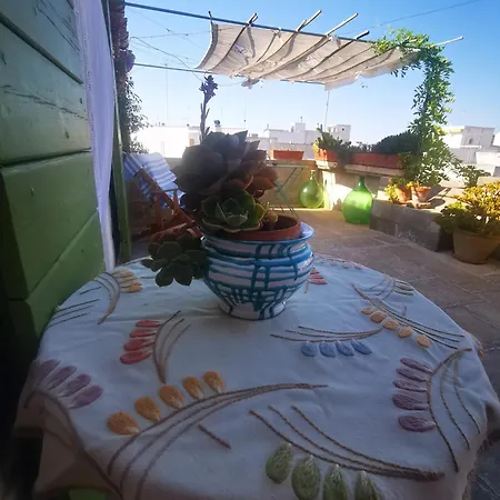 アパート Casa Del Glicine アンドラーノ