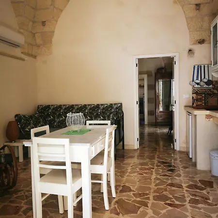 Casa Del Glicine アパート *