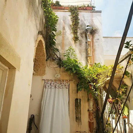 Casa Del Glicine Андрано